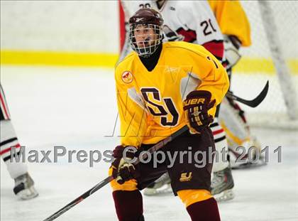 Thumbnail 1 in St. Joseph vs. New Canaan (FCIAC Final) photogallery.
