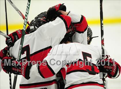 Thumbnail 3 in St. Joseph vs. New Canaan (FCIAC Final) photogallery.