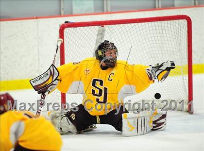 Thumbnail 1 in St. Joseph vs. New Canaan (FCIAC Final) photogallery.