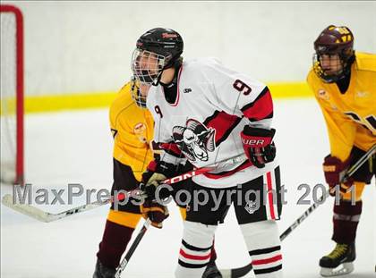 Thumbnail 2 in St. Joseph vs. New Canaan (FCIAC Final) photogallery.