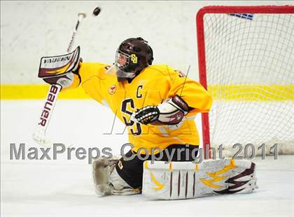 Thumbnail 1 in St. Joseph vs. New Canaan (FCIAC Final) photogallery.
