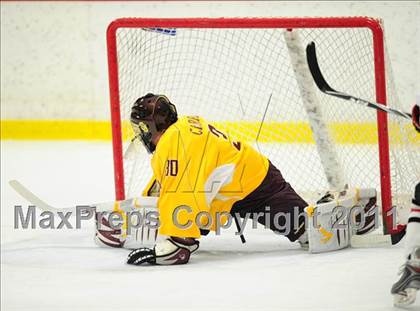 Thumbnail 1 in St. Joseph vs. New Canaan (FCIAC Final) photogallery.