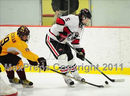 Thumbnail 2 in St. Joseph vs. New Canaan (FCIAC Final) photogallery.