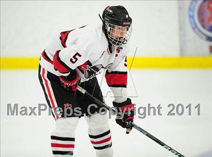 Thumbnail 3 in St. Joseph vs. New Canaan (FCIAC Final) photogallery.