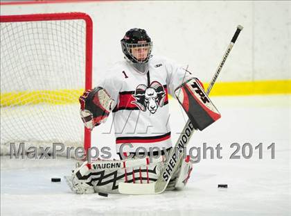 Thumbnail 1 in St. Joseph vs. New Canaan (FCIAC Final) photogallery.