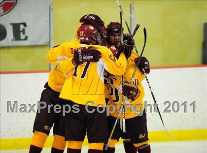Thumbnail 1 in St. Joseph vs. New Canaan (FCIAC Final) photogallery.