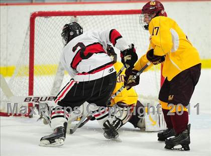 Thumbnail 1 in St. Joseph vs. New Canaan (FCIAC Final) photogallery.