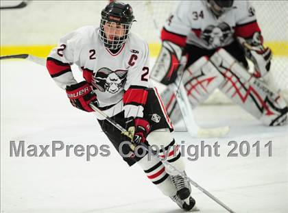 Thumbnail 3 in St. Joseph vs. New Canaan (FCIAC Final) photogallery.