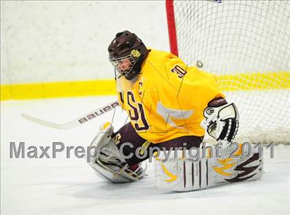Thumbnail 2 in St. Joseph vs. New Canaan (FCIAC Final) photogallery.