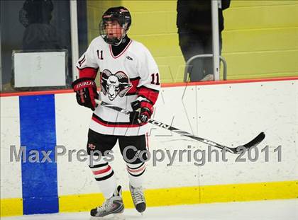Thumbnail 3 in St. Joseph vs. New Canaan (FCIAC Final) photogallery.