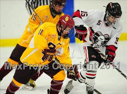 Thumbnail 2 in St. Joseph vs. New Canaan (FCIAC Final) photogallery.