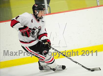 Thumbnail 2 in St. Joseph vs. New Canaan (FCIAC Final) photogallery.