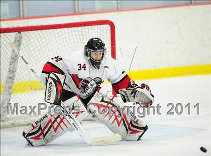 Thumbnail 2 in St. Joseph vs. New Canaan (FCIAC Final) photogallery.