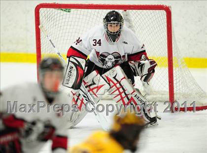 Thumbnail 1 in St. Joseph vs. New Canaan (FCIAC Final) photogallery.