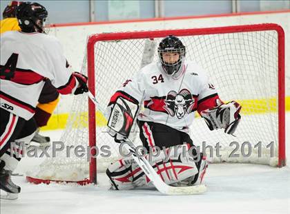 Thumbnail 2 in St. Joseph vs. New Canaan (FCIAC Final) photogallery.