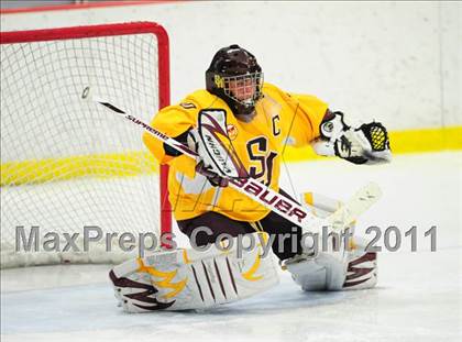 Thumbnail 3 in St. Joseph vs. New Canaan (FCIAC Final) photogallery.