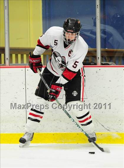 Thumbnail 3 in St. Joseph vs. New Canaan (FCIAC Final) photogallery.
