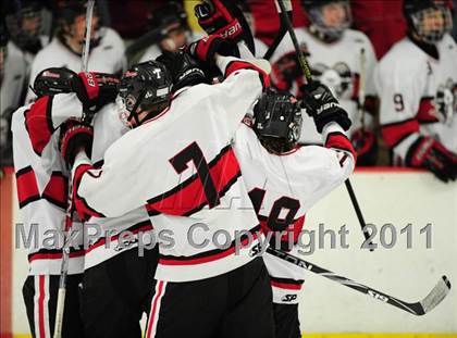 Thumbnail 2 in St. Joseph vs. New Canaan (FCIAC Final) photogallery.