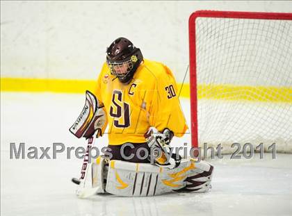 Thumbnail 2 in St. Joseph vs. New Canaan (FCIAC Final) photogallery.