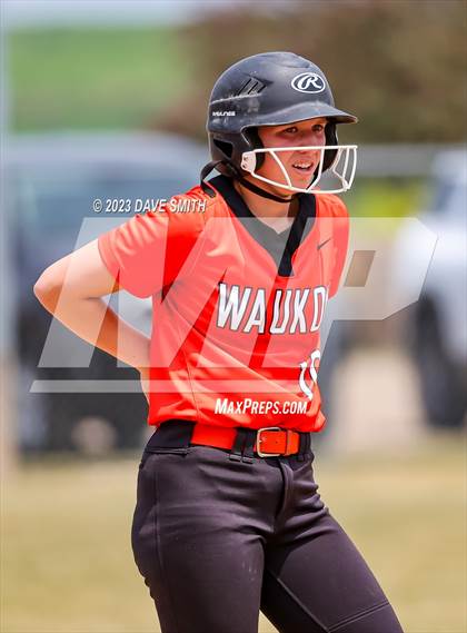 Thumbnail 3 in Waukon vs Beckman (West Delaware Invitational) photogallery.