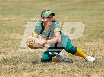 Thumbnail 2 in Waukon vs Beckman (West Delaware Invitational) photogallery.
