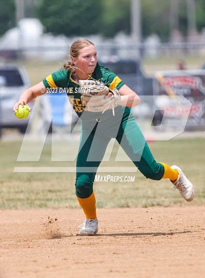 Thumbnail 1 in Waukon vs Beckman (West Delaware Invitational) photogallery.