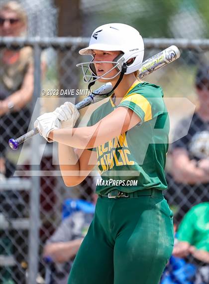 Thumbnail 3 in Waukon vs Beckman (West Delaware Invitational) photogallery.