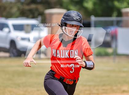 Thumbnail 1 in Waukon vs Beckman (West Delaware Invitational) photogallery.