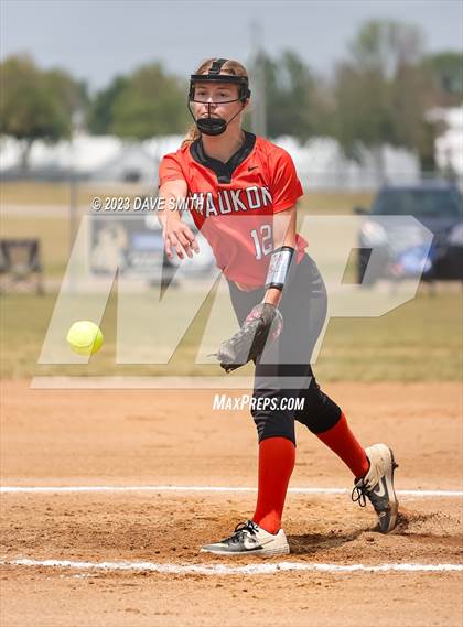 Thumbnail 2 in Waukon vs Beckman (West Delaware Invitational) photogallery.