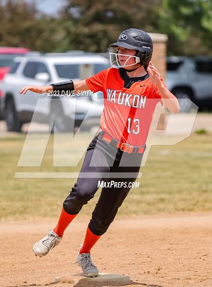 Thumbnail 1 in Waukon vs Beckman (West Delaware Invitational) photogallery.