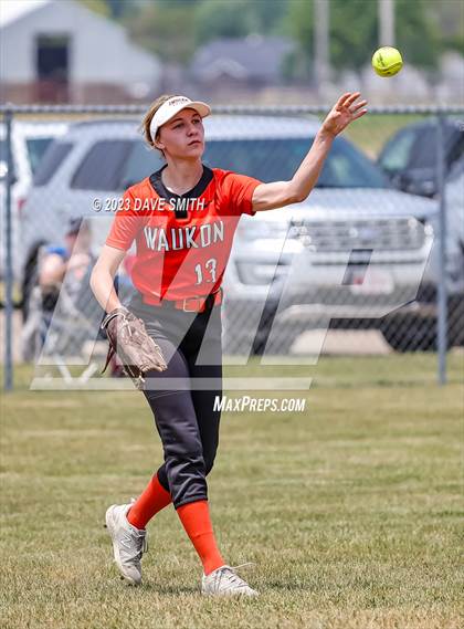 Thumbnail 3 in Waukon vs Beckman (West Delaware Invitational) photogallery.