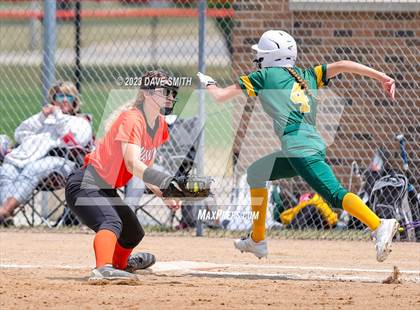 Thumbnail 3 in Waukon vs Beckman (West Delaware Invitational) photogallery.