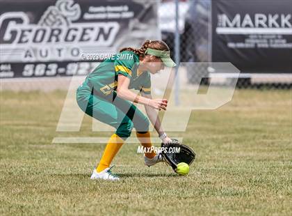 Thumbnail 1 in Waukon vs Beckman (West Delaware Invitational) photogallery.