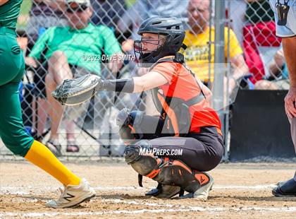 Thumbnail 1 in Waukon vs Beckman (West Delaware Invitational) photogallery.