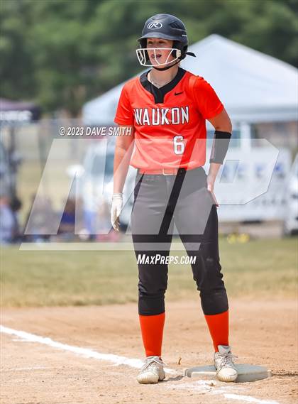 Thumbnail 2 in Waukon vs Beckman (West Delaware Invitational) photogallery.