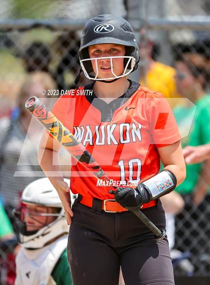 Thumbnail 1 in Waukon vs Beckman (West Delaware Invitational) photogallery.