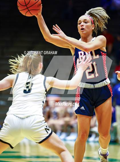 Thumbnail 2 in Bedford North Lawrence vs Noblesville (Hall of Fame Classic) photogallery.
