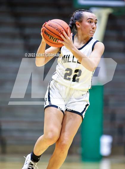 Thumbnail 1 in Bedford North Lawrence vs Noblesville (Hall of Fame Classic) photogallery.