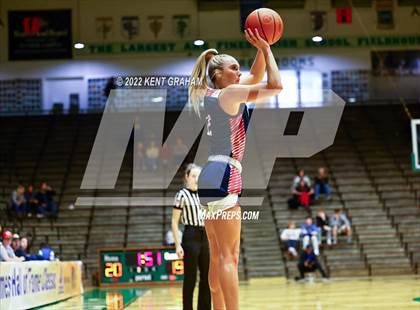 Thumbnail 3 in Bedford North Lawrence vs Noblesville (Hall of Fame Classic) photogallery.