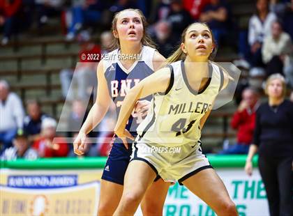 Thumbnail 2 in Bedford North Lawrence vs Noblesville (Hall of Fame Classic) photogallery.