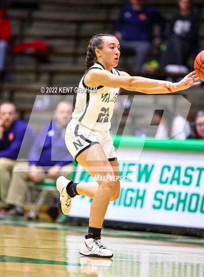 Thumbnail 2 in Bedford North Lawrence vs Noblesville (Hall of Fame Classic) photogallery.