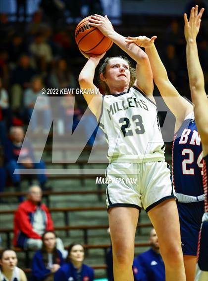 Thumbnail 3 in Bedford North Lawrence vs Noblesville (Hall of Fame Classic) photogallery.