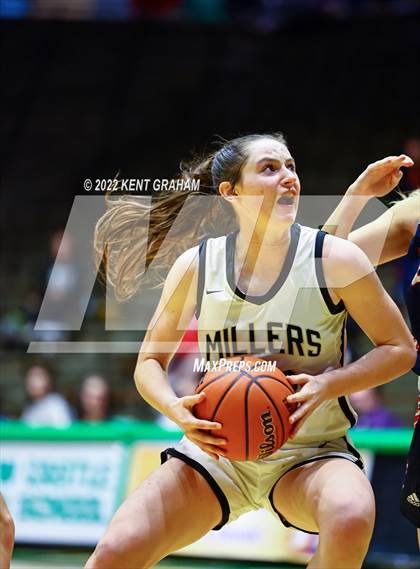 Thumbnail 2 in Bedford North Lawrence vs Noblesville (Hall of Fame Classic) photogallery.