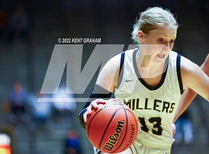 Thumbnail 1 in Bedford North Lawrence vs Noblesville (Hall of Fame Classic) photogallery.