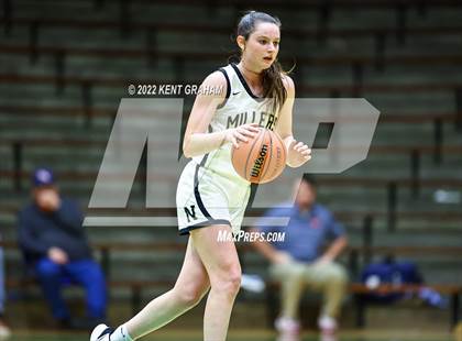 Thumbnail 1 in Bedford North Lawrence vs Noblesville (Hall of Fame Classic) photogallery.