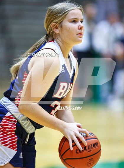 Thumbnail 3 in Bedford North Lawrence vs Noblesville (Hall of Fame Classic) photogallery.