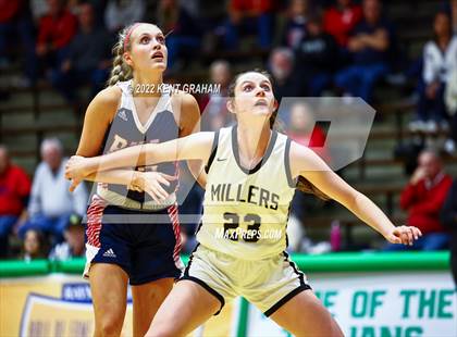 Thumbnail 3 in Bedford North Lawrence vs Noblesville (Hall of Fame Classic) photogallery.