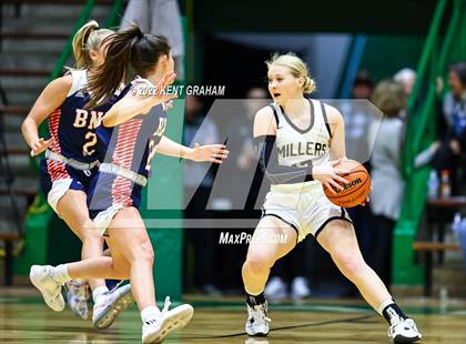 Thumbnail 3 in Bedford North Lawrence vs Noblesville (Hall of Fame Classic) photogallery.