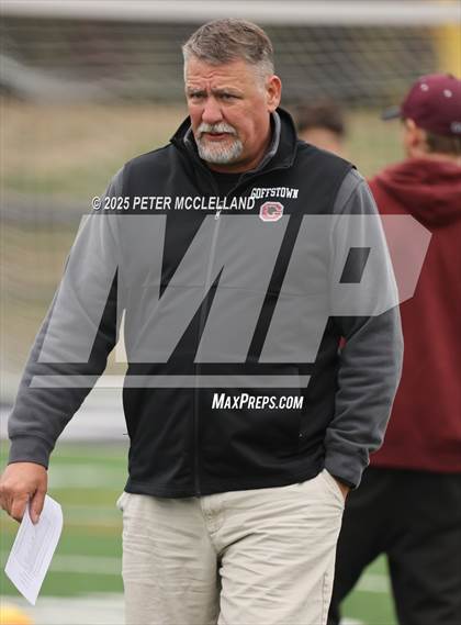 Thumbnail 1 in Exeter vs. Goffstown (NHIAA Division I Round 1) photogallery.