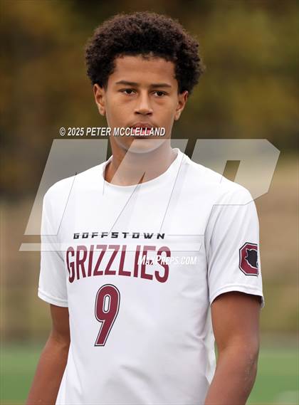 Thumbnail 1 in Exeter vs. Goffstown (NHIAA Division I Round 1) photogallery.